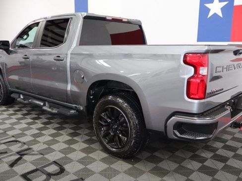 Used 2020 Chevrolet Silverado 1500 Custom w/ Infotainment Package RWD image 5