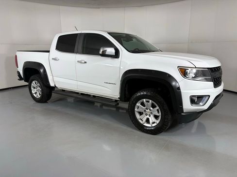 Used 2018 Chevrolet Colorado LT w/ Luxury Package, Chrome image 11