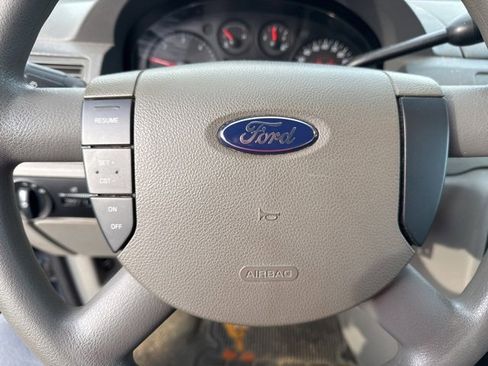 Used 2004 Ford Freestar SE image 7