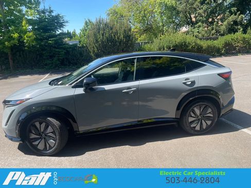 Used 2023 Nissan Ariya FWD image 5