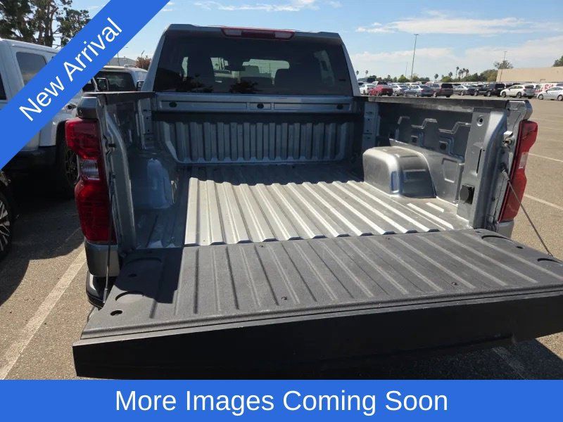 Used 2026 Chevrolet Silverado 1500 LT RWD image 9