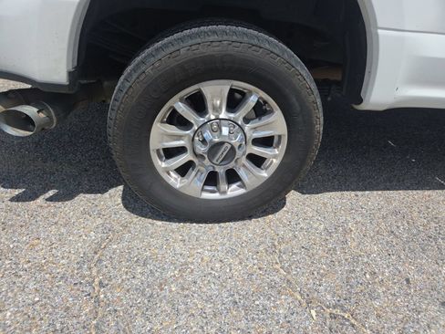 Used 2021 Ford F350 Limited AWD/4WD image 13