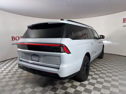 New 2025 Lincoln Navigator L Reserve w/ Jet Appearance Package image 7