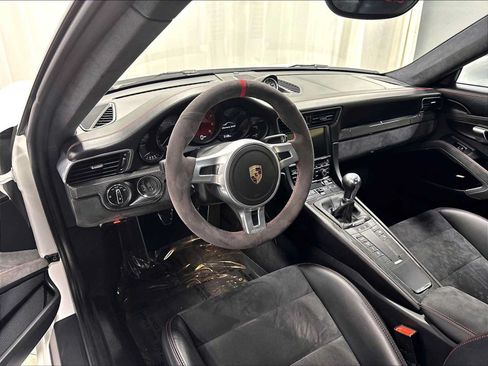Used 2016 Porsche 911 Carrera GTS RWD image 6