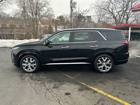 Used 2021 Hyundai Palisade Limited image 3
