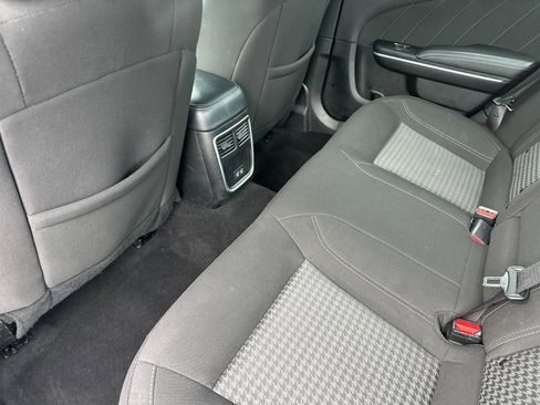 Certified 2023 Dodge Charger SXT image 12