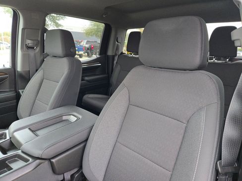 Used 2024 Chevrolet Silverado 1500 LT image 9