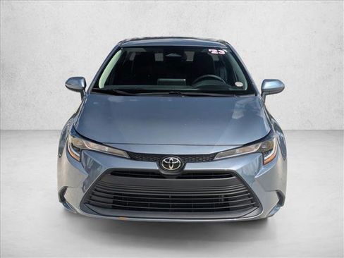 Certified 2023 Toyota Corolla LE image 2