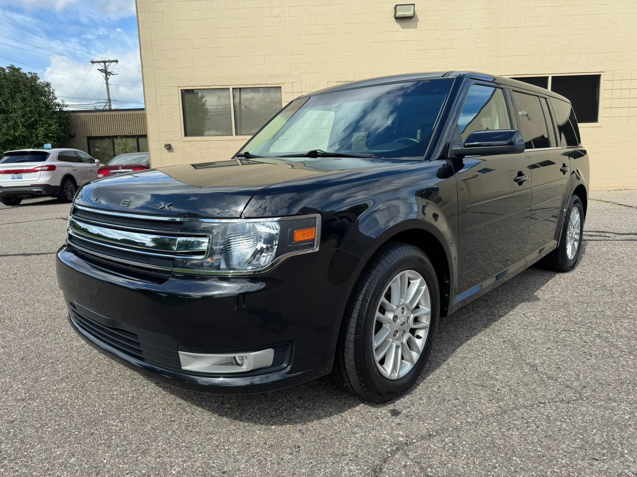 Used 2014 Ford Flex SEL FWD image 3