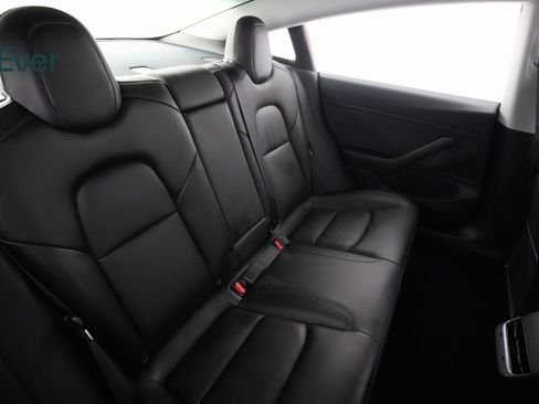 Used 2020 Tesla Model 3 Performance image 9