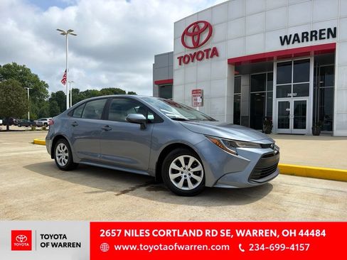 Used 2023 Toyota Corolla LE w/ Carpet Mat Package (TMS) FWD image 1