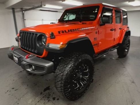 Used 2023 Jeep Wrangler Unlimited Rubicon w/ LED Lighting Group AWD/4WD image 4