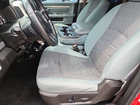 Used 2019 RAM 1500 Big Horn RWD image 22