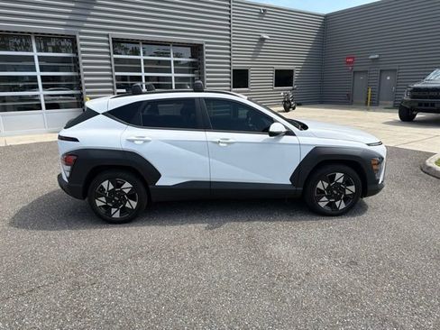 Certified 2024 Hyundai Kona SEL FWD image 3