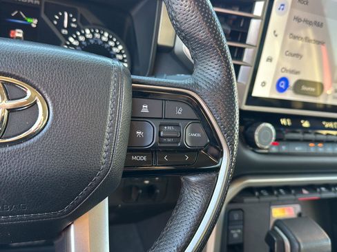 Used 2023 Toyota Tundra Limited image 21