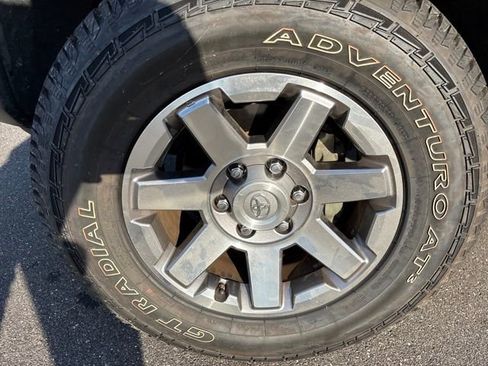 Used 2010 Toyota FJ Cruiser 4WD image 5