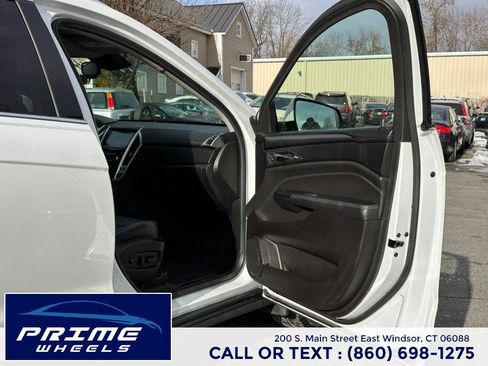 Used 2016 Cadillac SRX Performance w/ Midnight Edition Package image 16