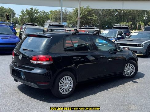 Used 2013 Volkswagen Golf 4-Door FWD image 4