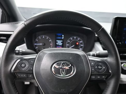 Used 2025 Toyota Corolla SE FWD image 19