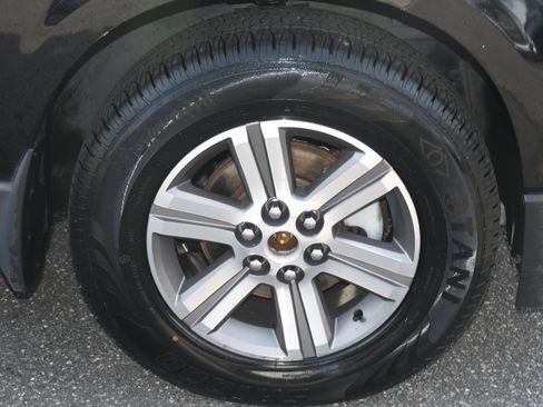 Used 2017 Chevrolet Traverse LT image 21