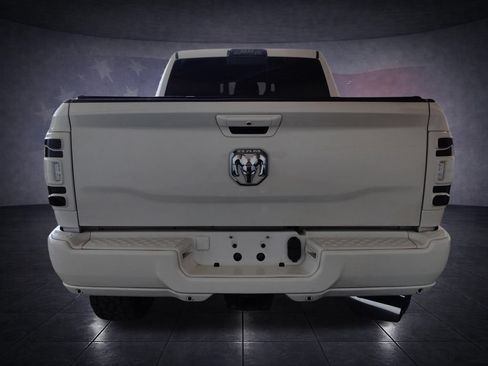 Used 2022 RAM 2500 Laramie AWD/4WD image 4