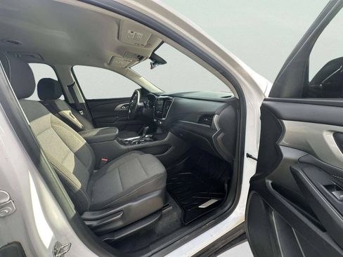 Used 2019 Chevrolet Traverse LS AWD/4WD image 20