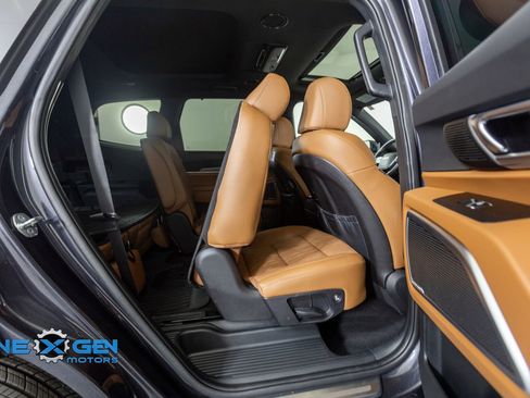 Used 2025 Kia Telluride SX X-Line AWD/4WD image 39