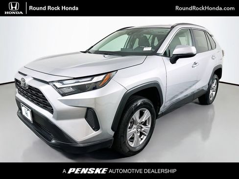 Used 2025 Toyota RAV4 XLE FWD image 1