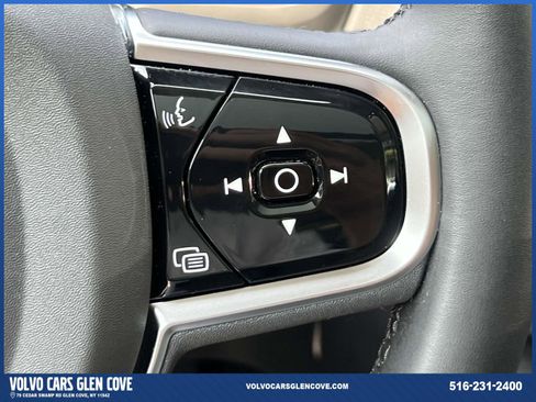 Certified 2025 Volvo XC90 B5 Plus w/ Protection Package Premier image 24