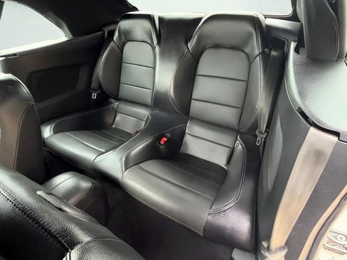 Used 2019 Ford Mustang Premium RWD image 19
