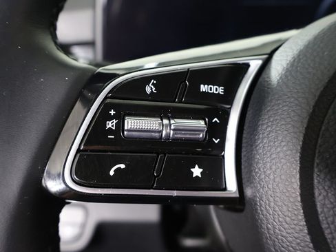 Used 2024 Kia Seltos S FWD image 37