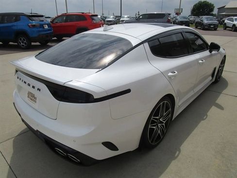 Used 2022 Kia Stinger GT2 AWD/4WD image 7