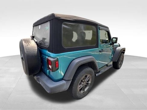 Used 2019 Jeep Wrangler Sport AWD/4WD image 7