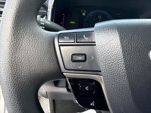 Certified 2025 Toyota Camry LE image 21