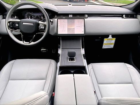 New 2026 Land Rover Range Rover Velar Dynamic SE AWD/4WD image 5