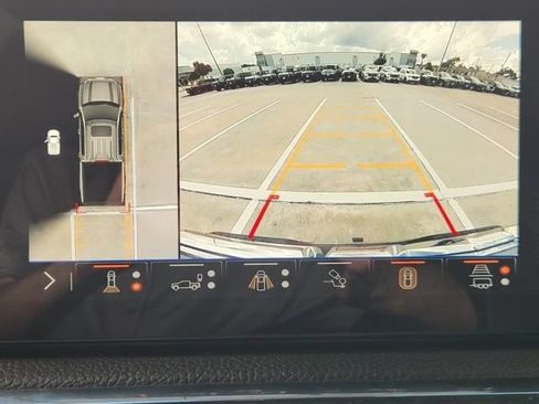 Used 2024 GMC Sierra 1500 Denali w/ Technology Package AWD/4WD image 16