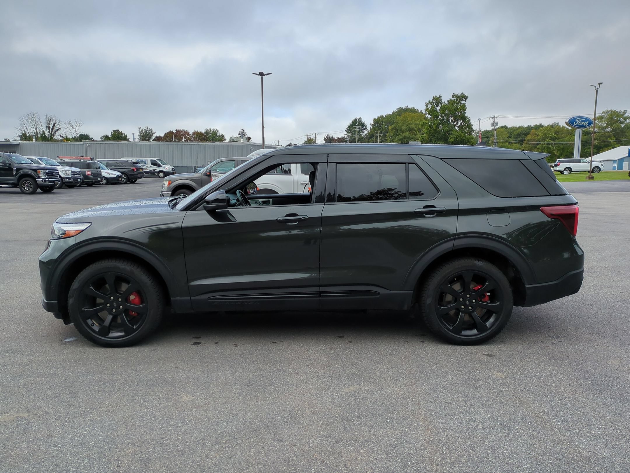 Used 2022 Ford Explorer ST w/ Equipment Group 401A AWD/4WD image 6