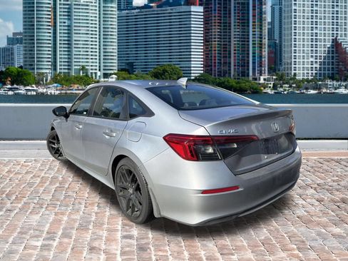 Used 2023 Honda Civic Sport image 10