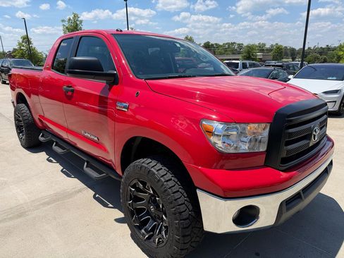 Used 2013 Toyota Tundra 4x4 Double Cab w/ TRD Off-Road Pkg image 3