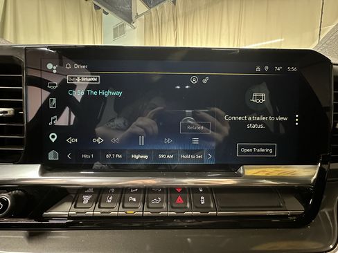 Used 2024 Chevrolet Silverado 2500 High Country AWD/4WD image 29