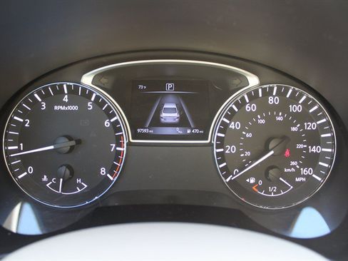 Used 2016 Nissan Altima 2.5 SV FWD image 8