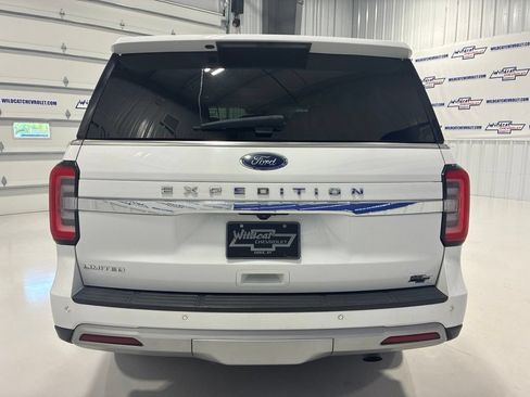Used 2024 Ford Expedition Limited AWD/4WD image 5