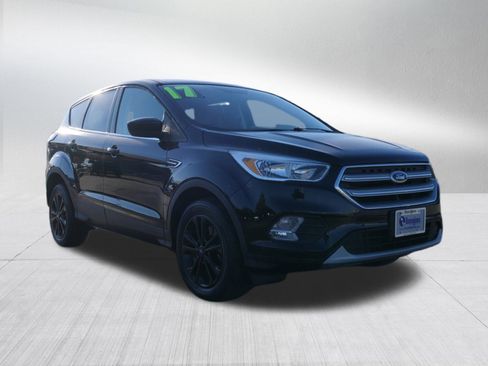 Used 2017 Ford Escape SE image 10
