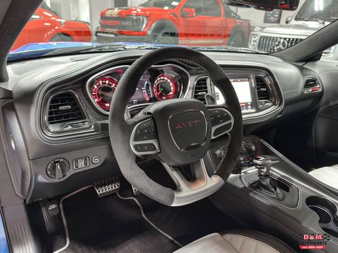Used 2023 Dodge Challenger SRT Hellcat image 11