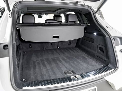 Certified 2025 Porsche Cayenne image 27