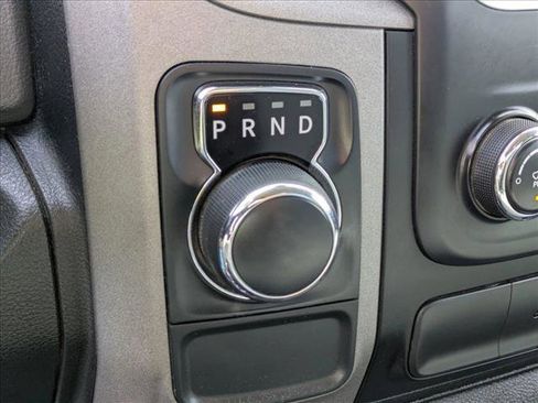 Used 2015 RAM 1500 HFE RWD image 12