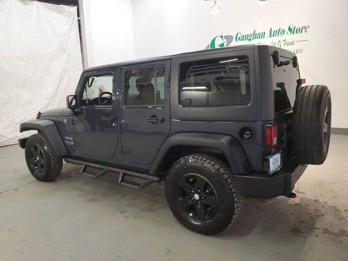 Used 2018 Jeep Wrangler Unlimited Sport S image 5