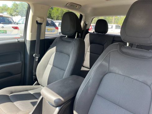 Used 2015 Chevrolet Colorado LT RWD image 10
