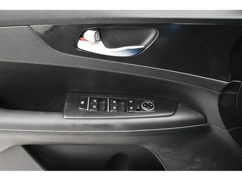 Certified 2023 Kia Forte GT-Line FWD image 29