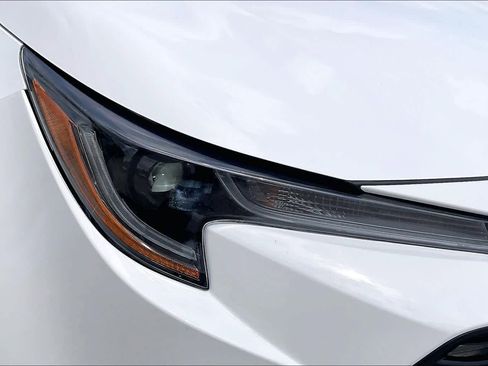 Used 2024 Toyota Corolla LE image 27